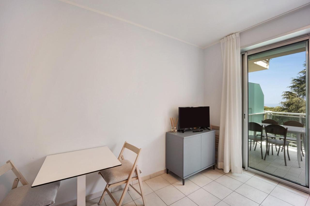 Modus Vivendi 315 Aparthotel Sanremo Ngoại thất bức ảnh