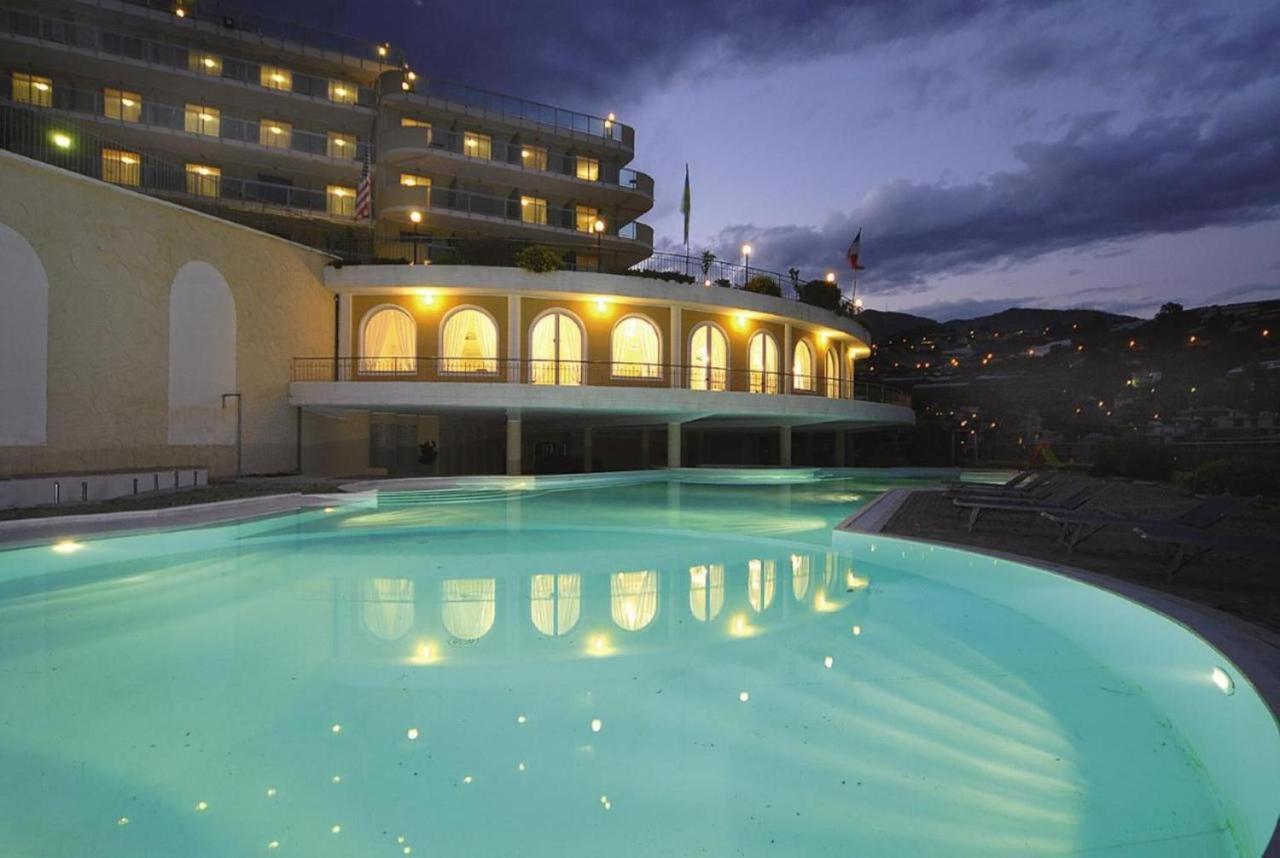 Modus Vivendi 315 Aparthotel Sanremo Ngoại thất bức ảnh